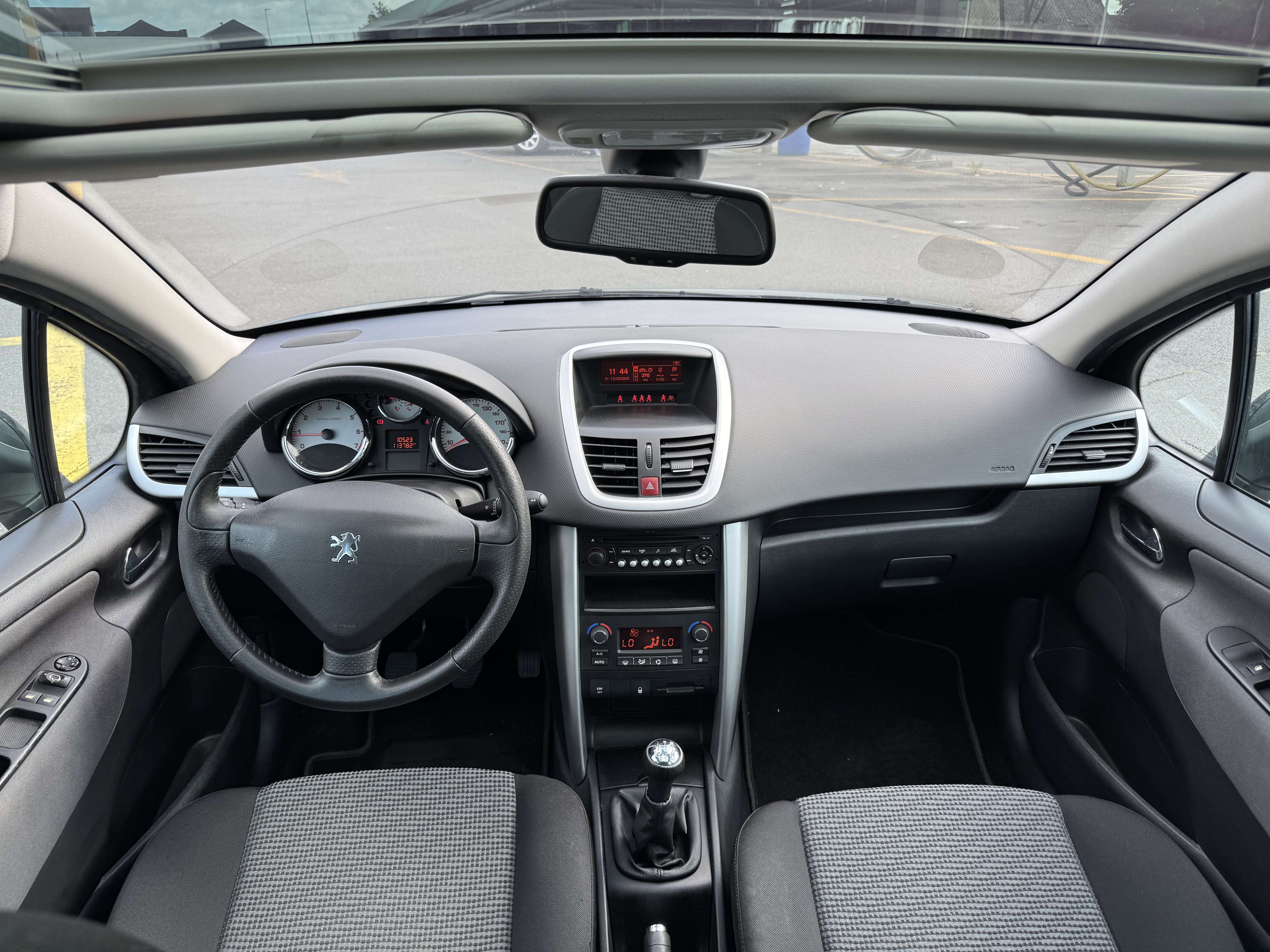 Peugeot 207 1.6i 16v✅113782km✅toit panoramique/Aico digita