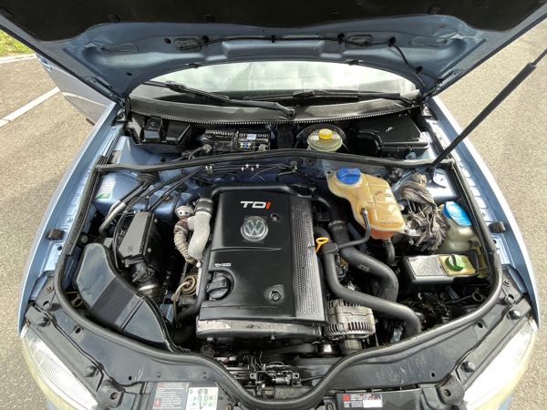 Aiways U6 Volkswagen Passât