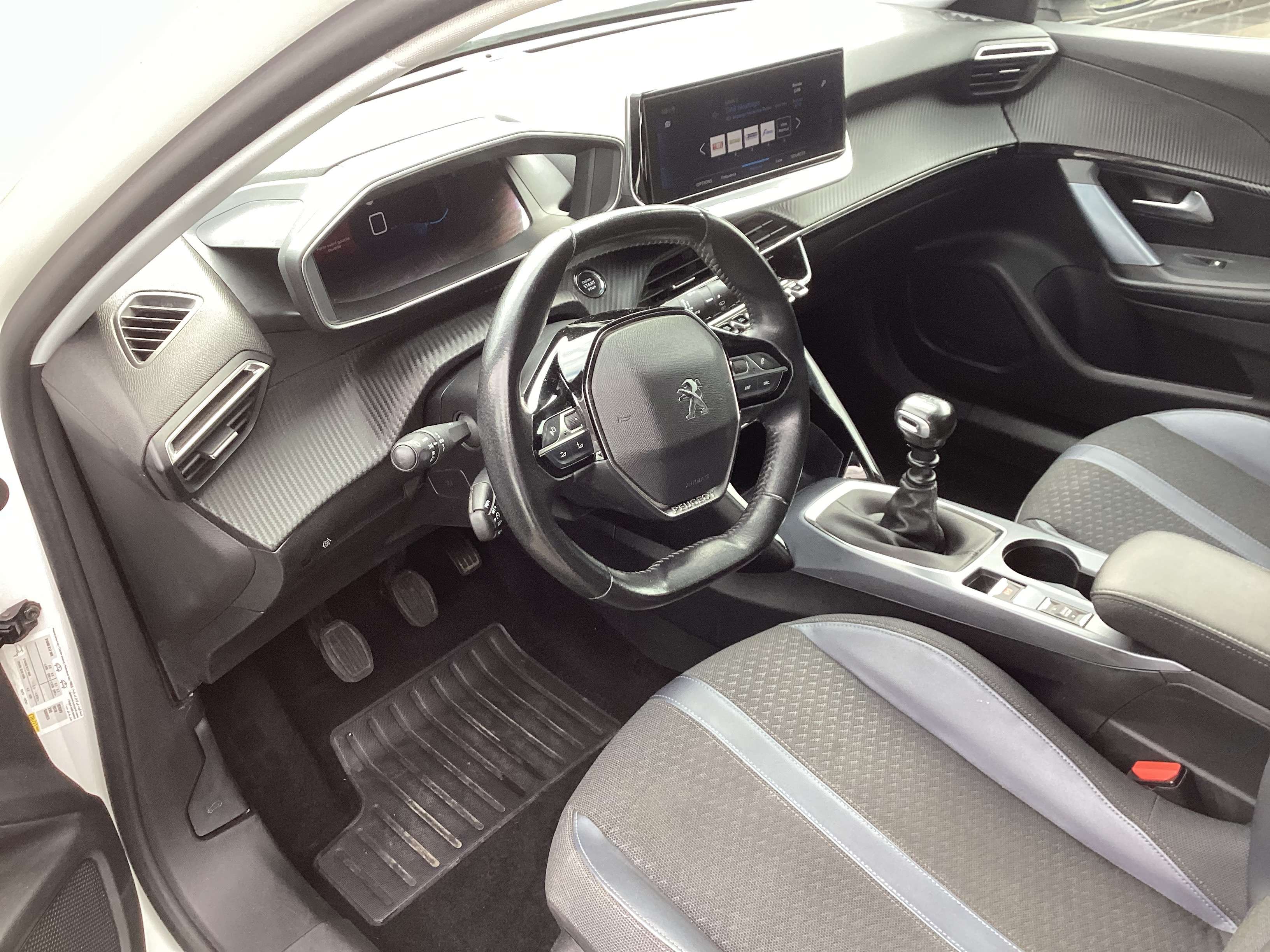 Peugeot 2008 2008 1.2 turbo 130cv Allure S