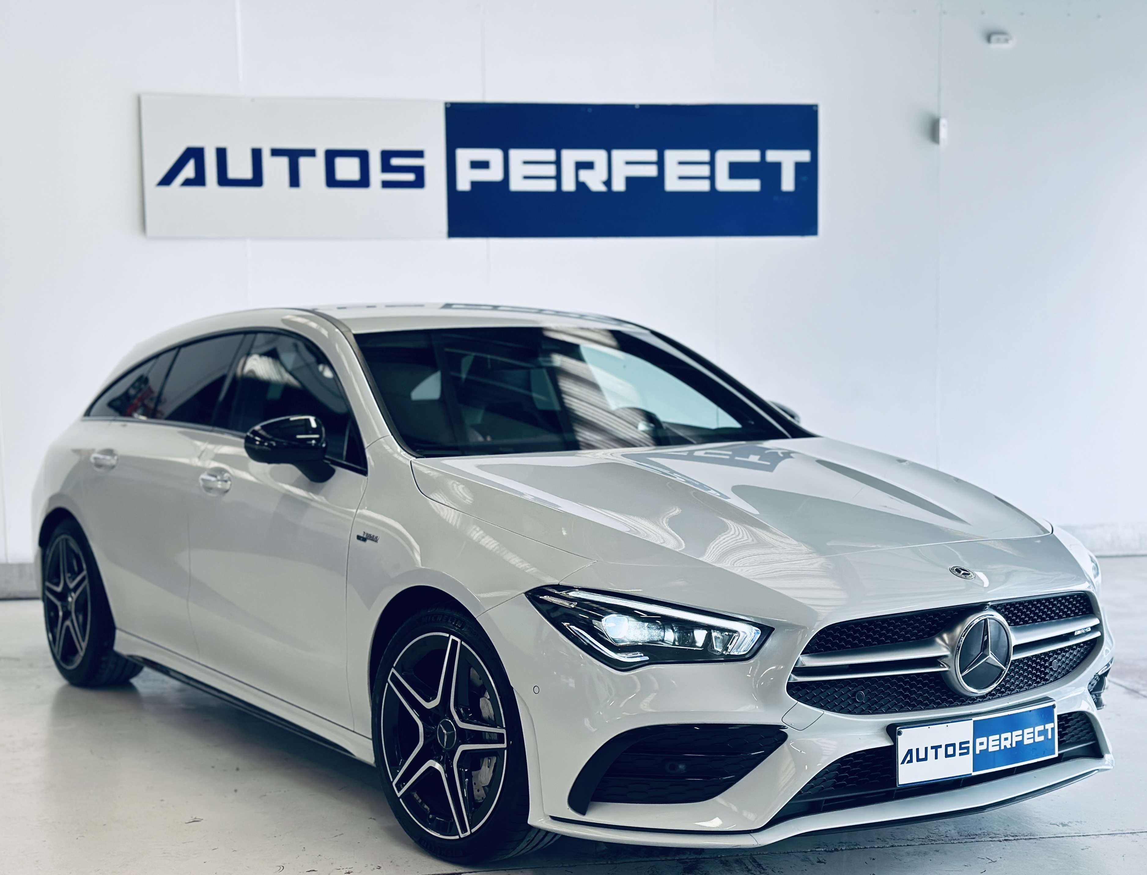 Mercedes-Benz CLA 35 AMG 4-Matic BOITE AUTO PALETTE CAMERA PDC NAVI BIZONE