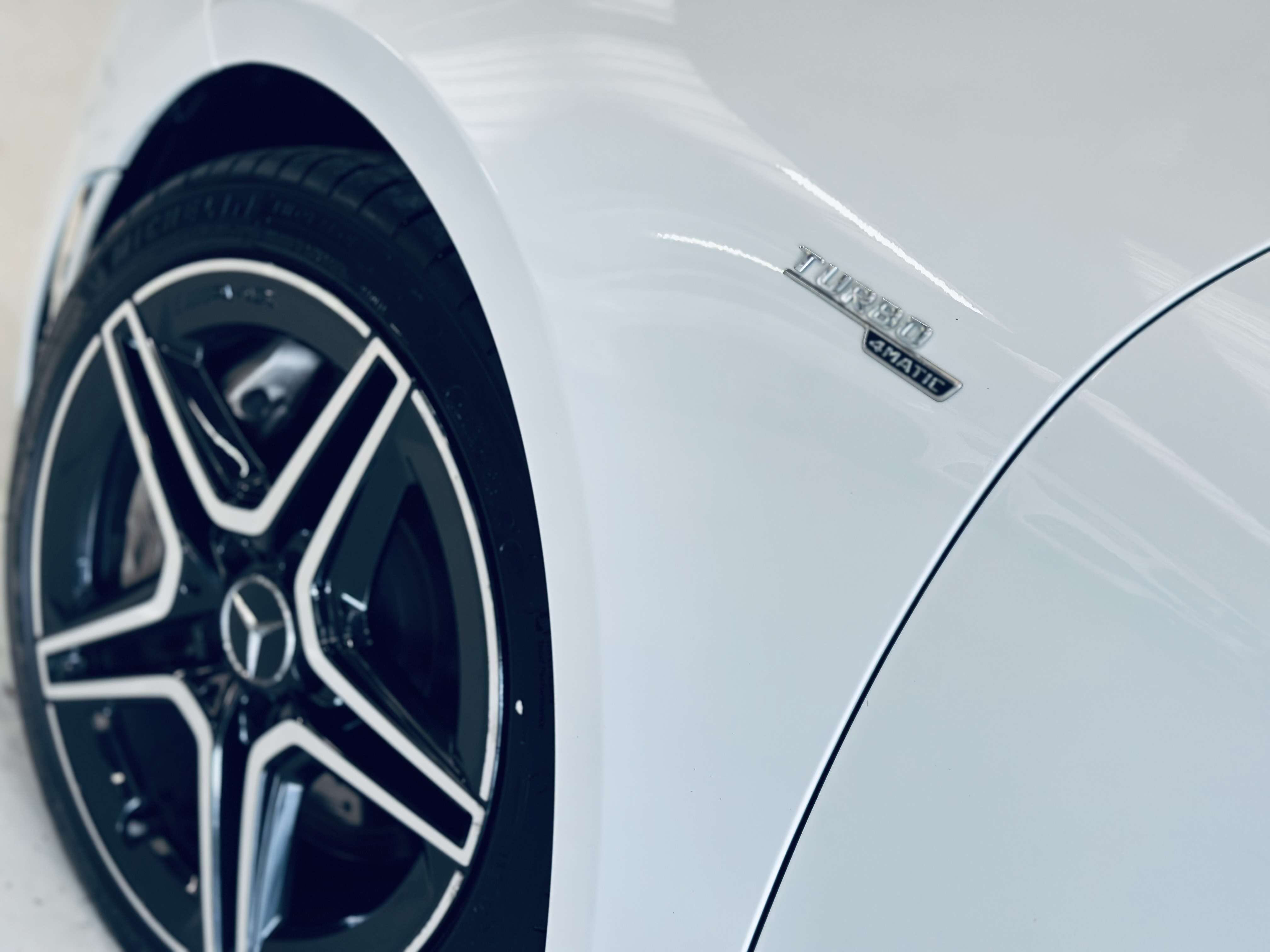 Mercedes-Benz CLA 35 AMG 4-Matic BOITE AUTO PALETTE CAMERA PDC NAVI BIZONE