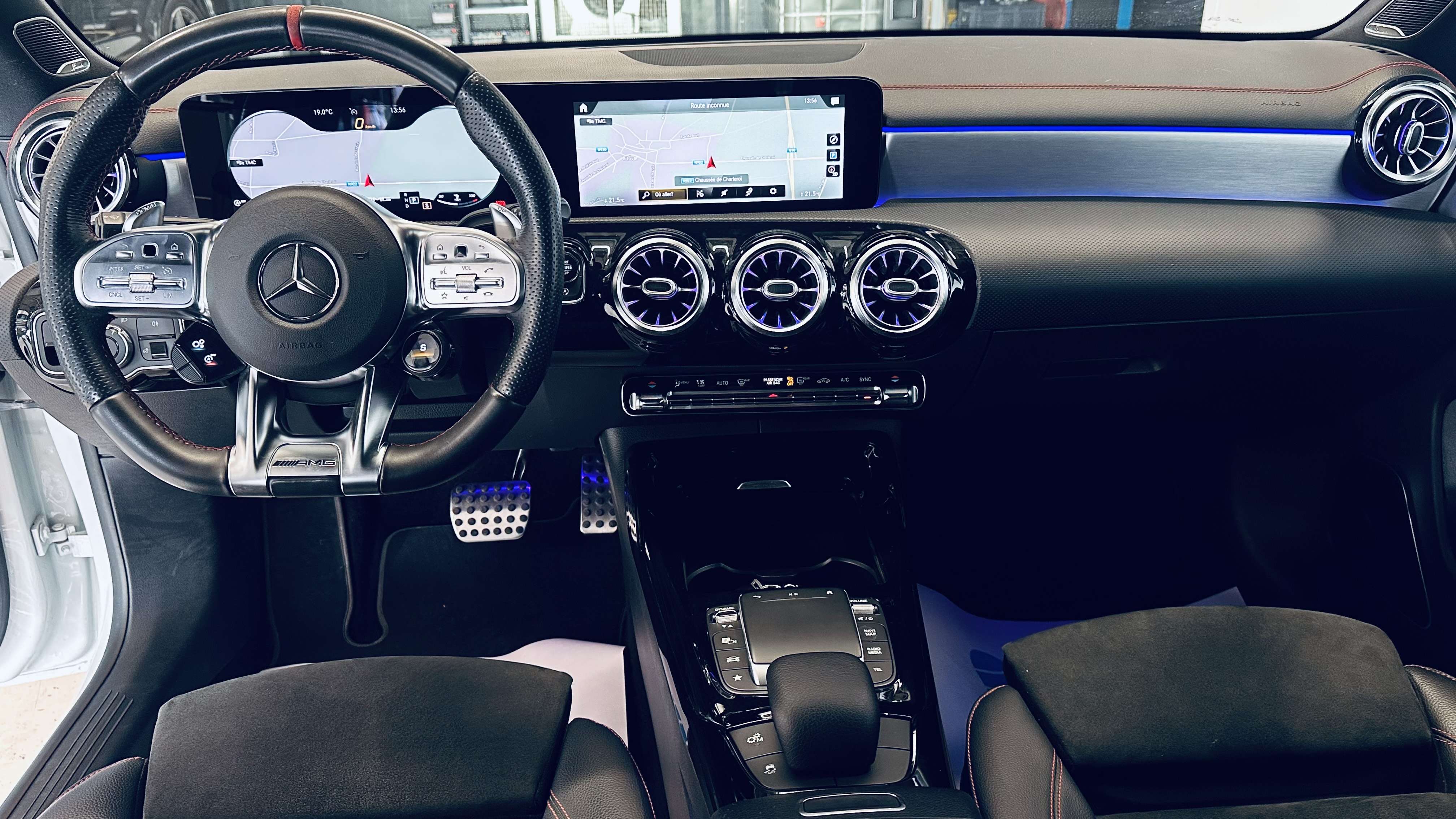 Mercedes-Benz CLA 35 AMG 4-Matic BOITE AUTO PALETTE CAMERA PDC NAVI BIZONE