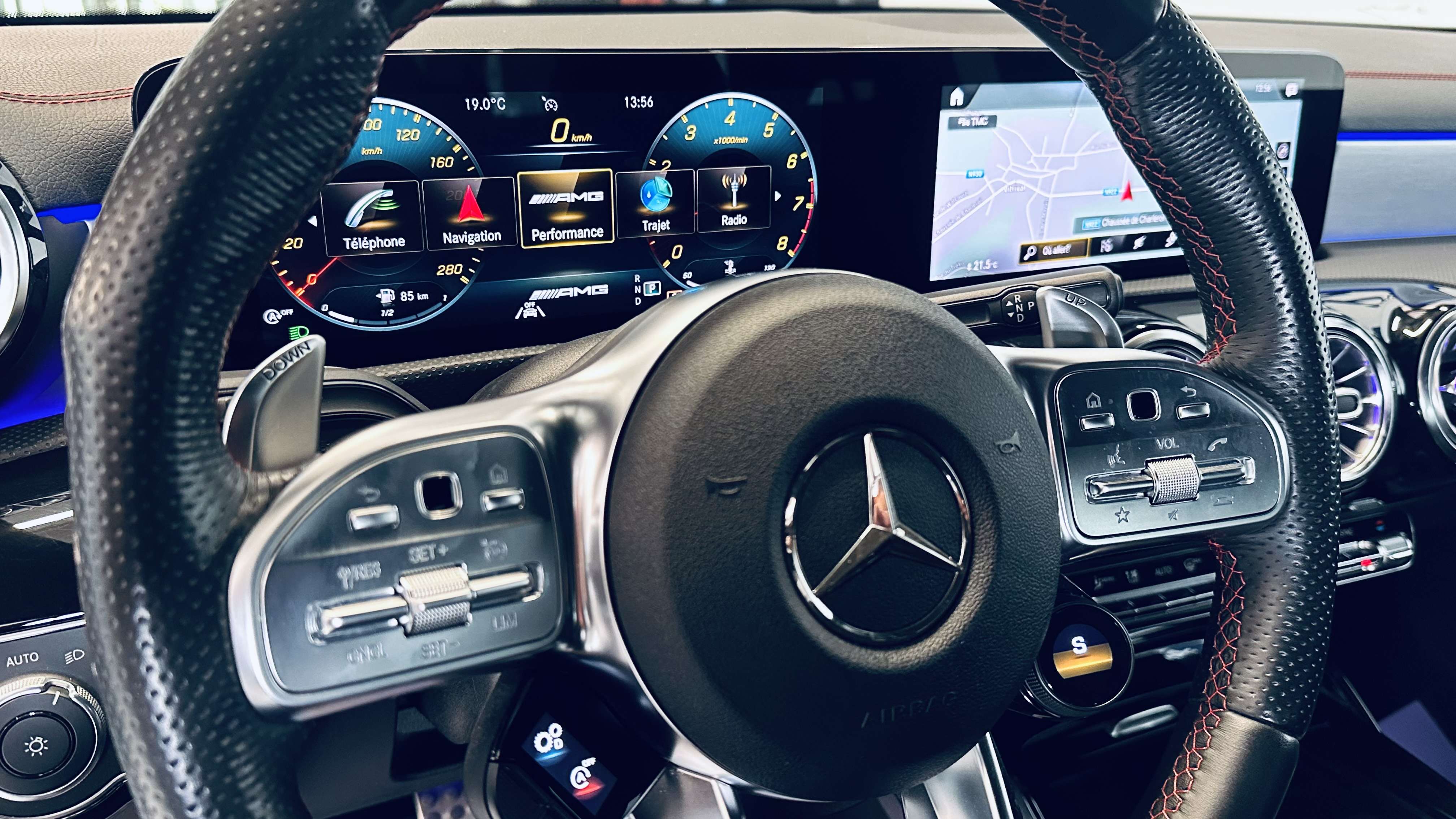 Mercedes-Benz CLA 35 AMG 4-Matic BOITE AUTO PALETTE CAMERA PDC NAVI BIZONE