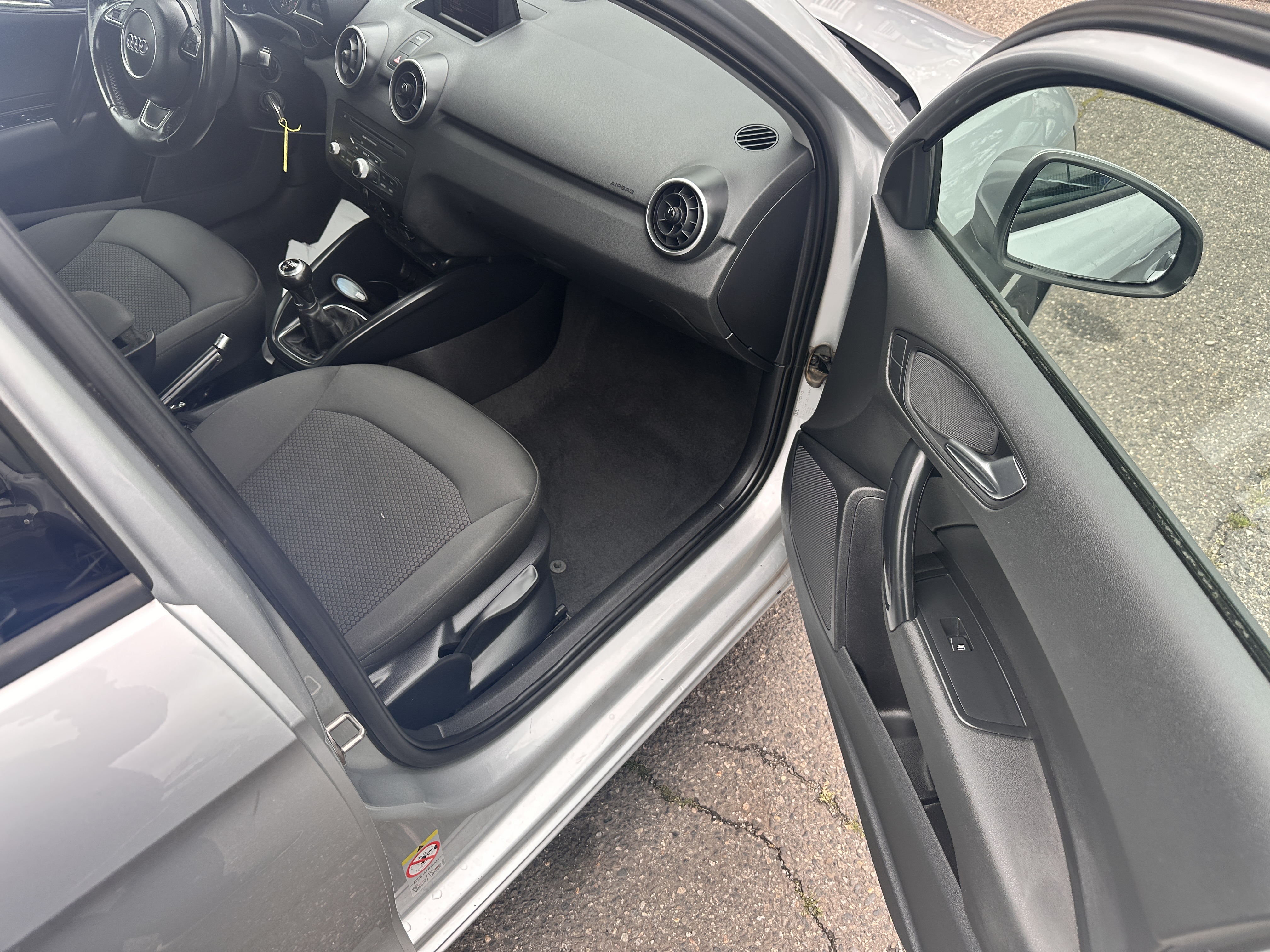 Audi A1 SPORTBACK 1.6 TDI 105 ATTRACTION