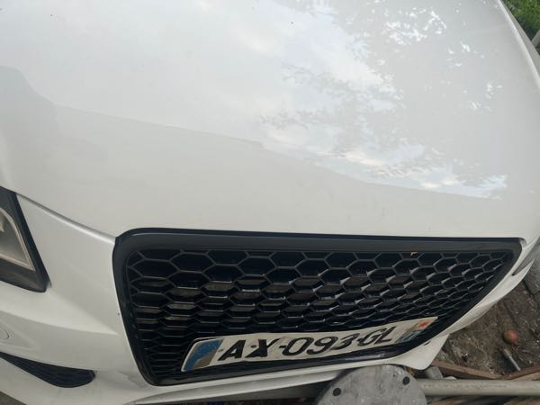 Audi A4 IV (2) 2.0 TDI 143 S LINE