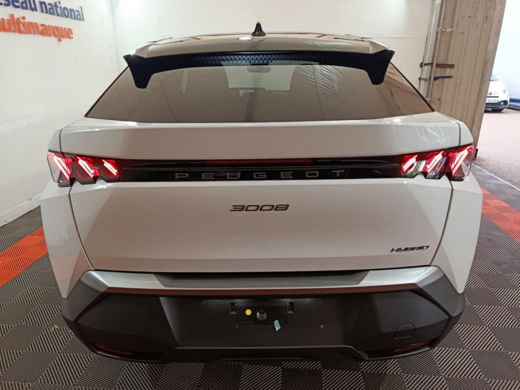 Peugeot 3008 III 1.2 HYBRID 145 E-DCS6 GT