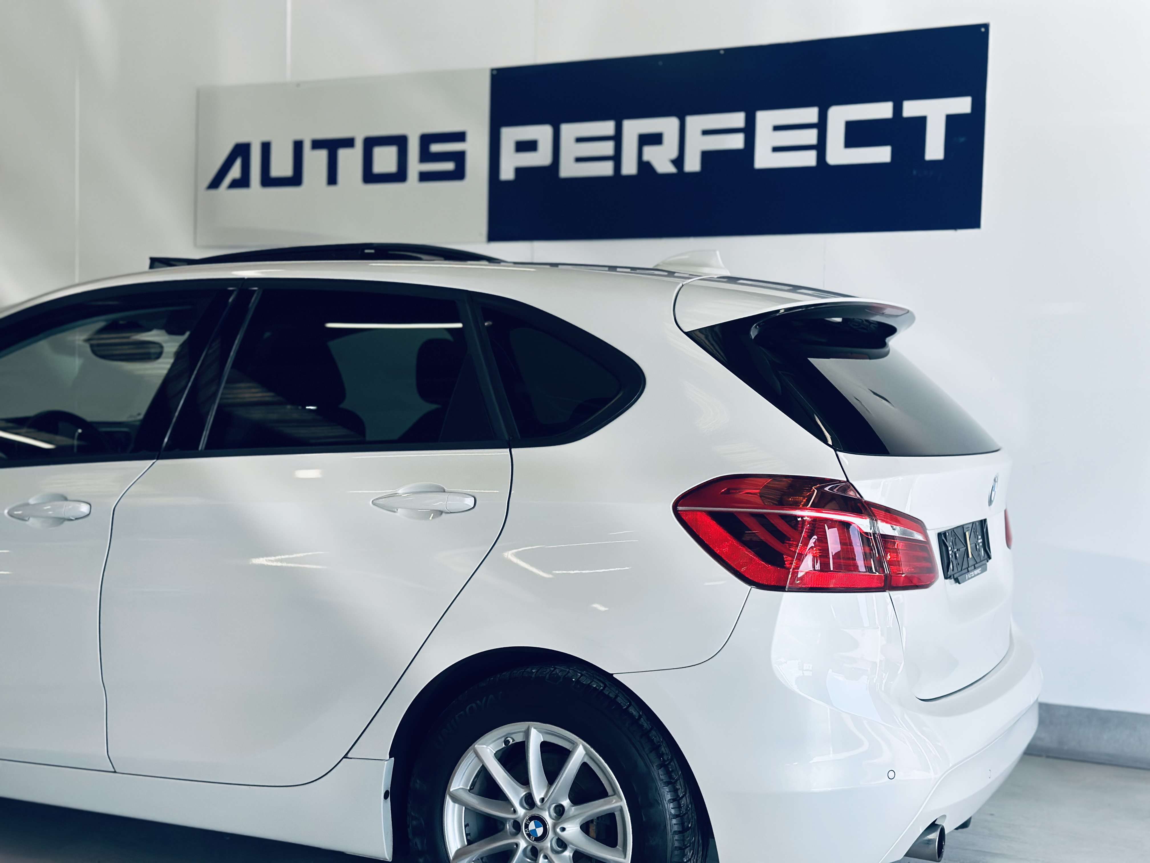 BMW 216 dActive Tourer PDC NAVI CLIM BIZONE TOIT PANO-OUVR