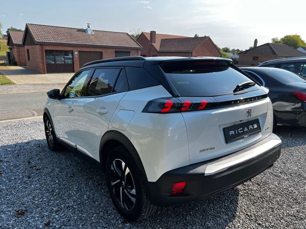 Peugeot 2008 II 1.5 BLUEHDI 130 S&amp;S GT LINE EAT8