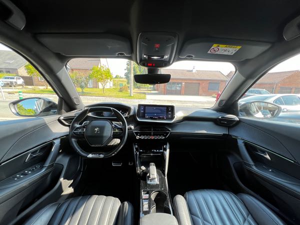 Peugeot 2008 II 1.5 BLUEHDI 130 S&amp;S GT LINE EAT8