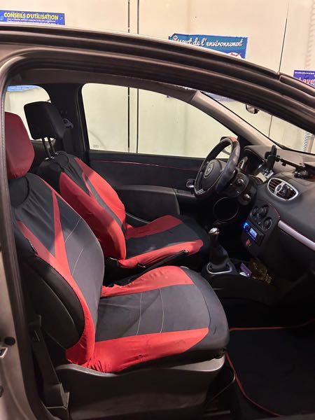 Renault Clio III (2) 1.5 DCI 70 AUTHENTIQUE 3P ECO2