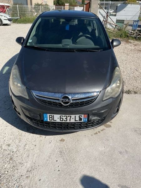 Opel Corsa V 1.3 ECOTEC DIESEL 95 BLACK EDITION 3P