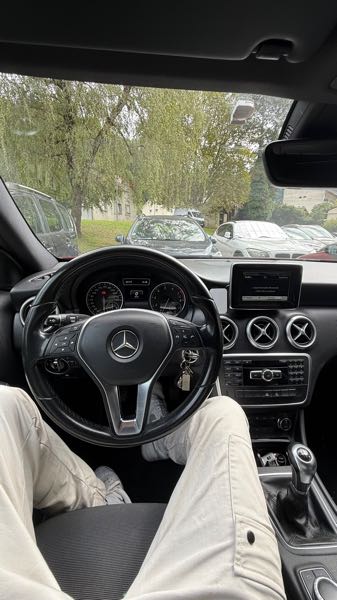 Mercedes-Benz Classe A III 180 7CV INTUITION