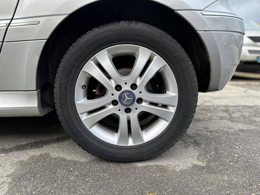 Mercedes-Benz Classe B I (T245) 180 Classic CVT