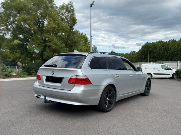 Bmw Serie 5 (E61) TOURING 530D 231 CONFORT