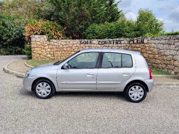 Renault Clio II (2) CAMPUS 1.5 DCI 70 DYNAMIQUE 5P