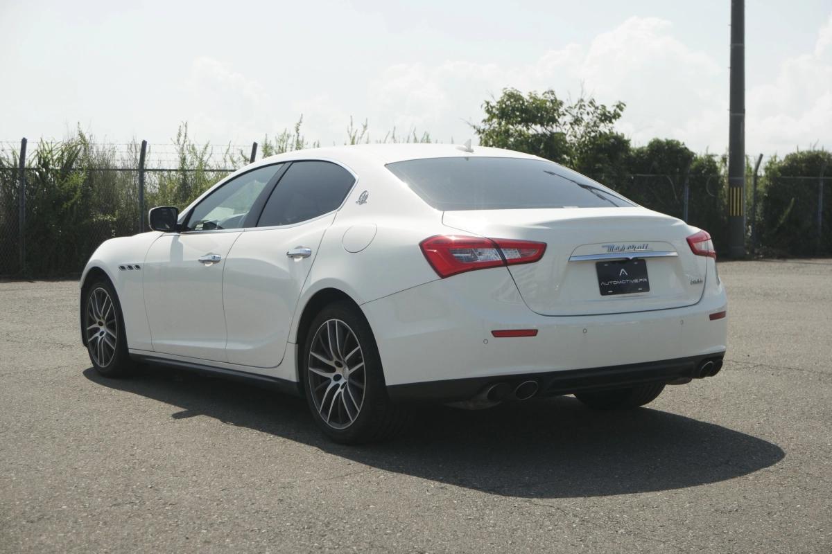 Maserati Ghibli 3.0 330 BVA