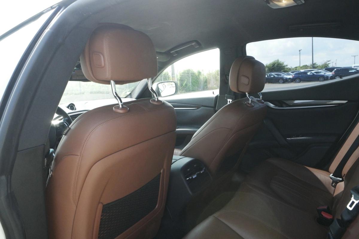 Maserati Ghibli 3.0 330 BVA