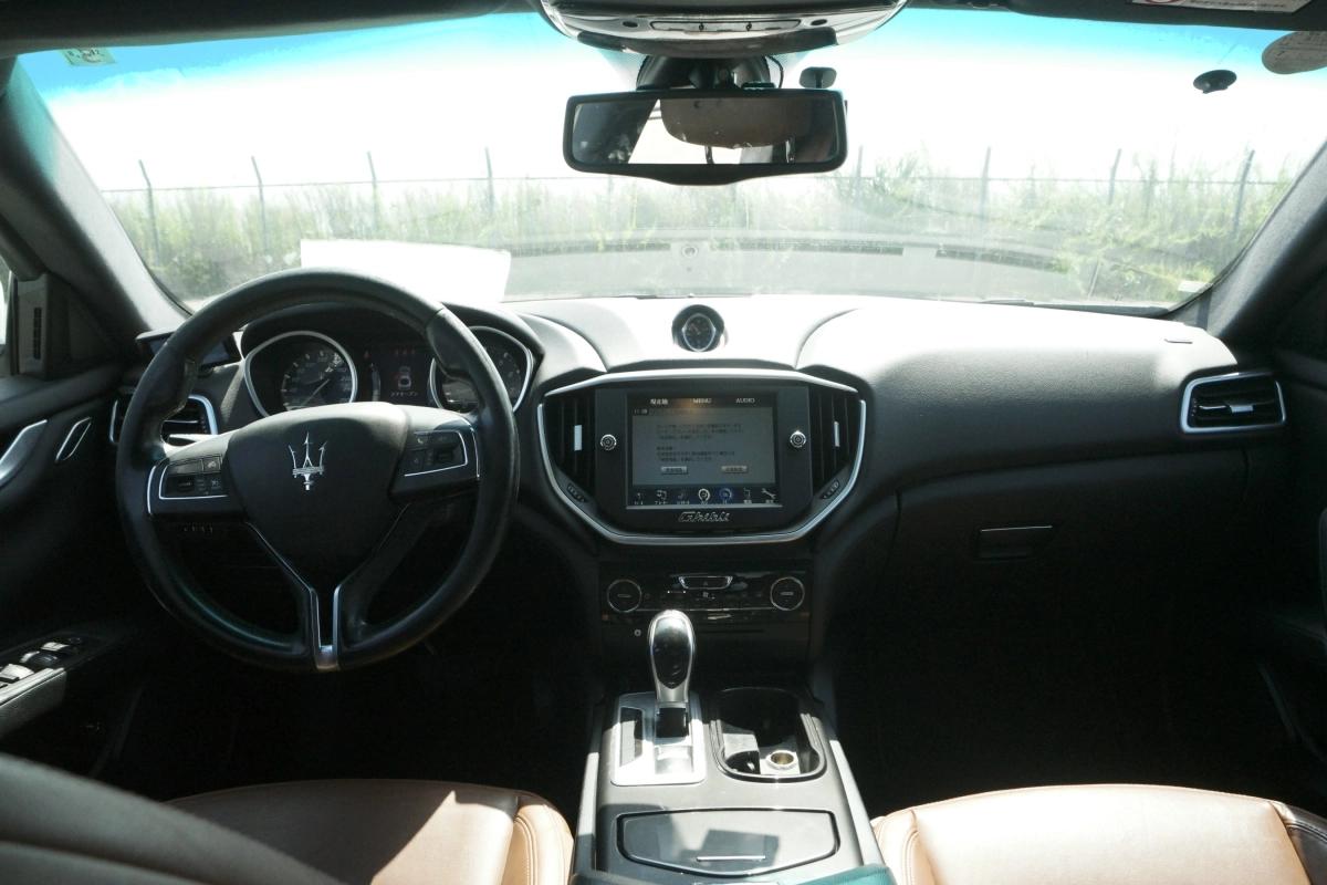 Maserati Ghibli 3.0 330 BVA