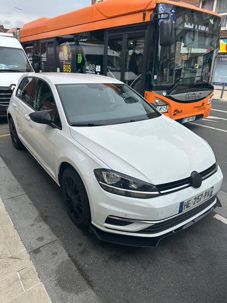 Volkswagen Golf VII (2) 1.0 TSI 110 BLUEMOTION TECHNOLOGY CONFORTLINE 5P