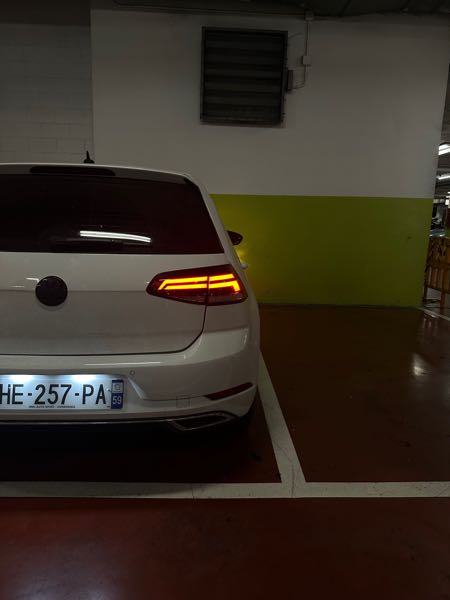 Volkswagen Golf VII (2) 1.0 TSI 110 BLUEMOTION TECHNOLOGY CONFORTLINE 5P
