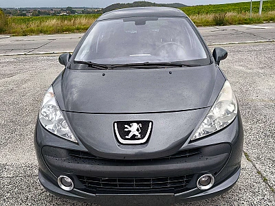Peugeot 207 Peugeot 207 brk 1600 essence boîte automatique