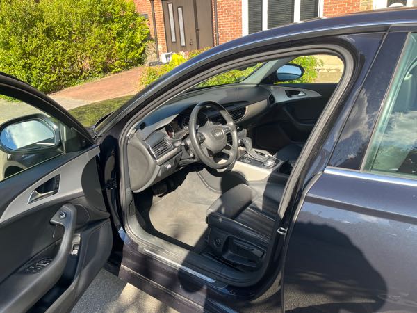 Audi A6 IV (2) 2.0 TDI 150 ULTRA AMBIENTE S TRONIC