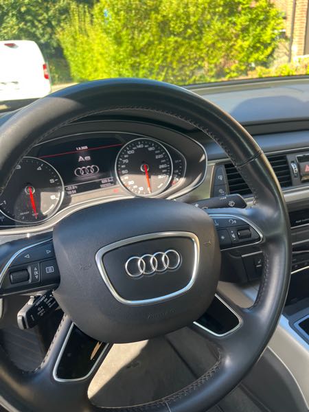 Audi A6 IV (2) 2.0 TDI 150 ULTRA AMBIENTE S TRONIC