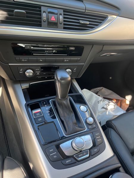 Audi A6 IV (2) 2.0 TDI 150 ULTRA AMBIENTE S TRONIC