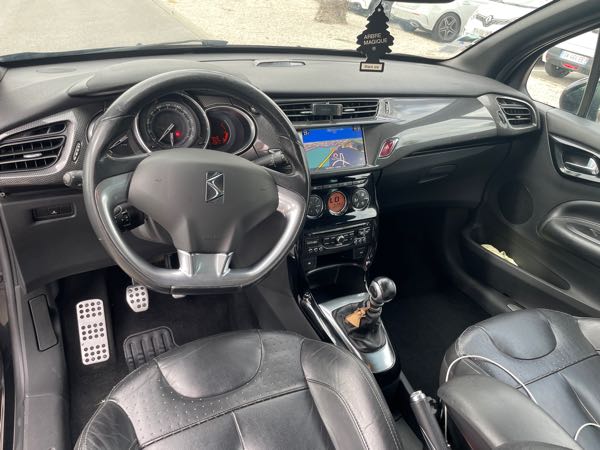 Citroen Ds3 1.6 THP 155 SPORT CHIC