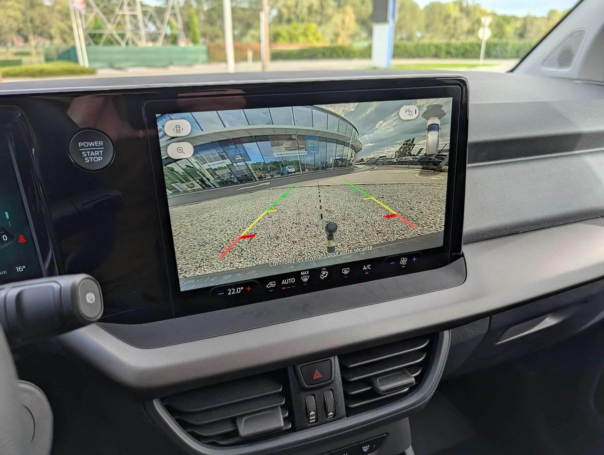 Ford Transit Courier Trend 43 kWh - 287 km (423km en ville) d'autonomie