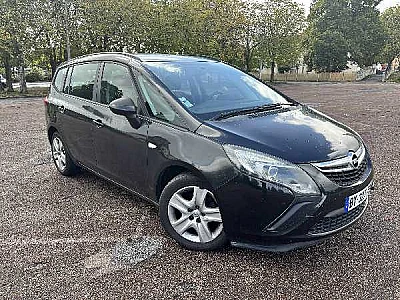 Opel Zafira Bonjour Je Vend Opel Zafira C Tourer 2.0 CDTI 16V 110 ct ok