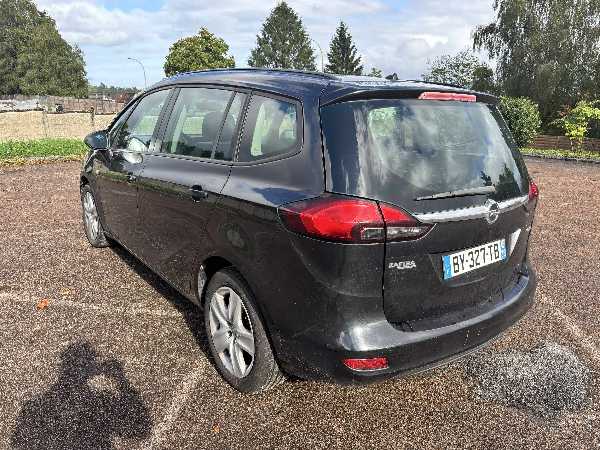 Opel Zafira Bonjour Je Vend Opel Zafira C Tourer 2.0 CDTI 16V 110 ct ok