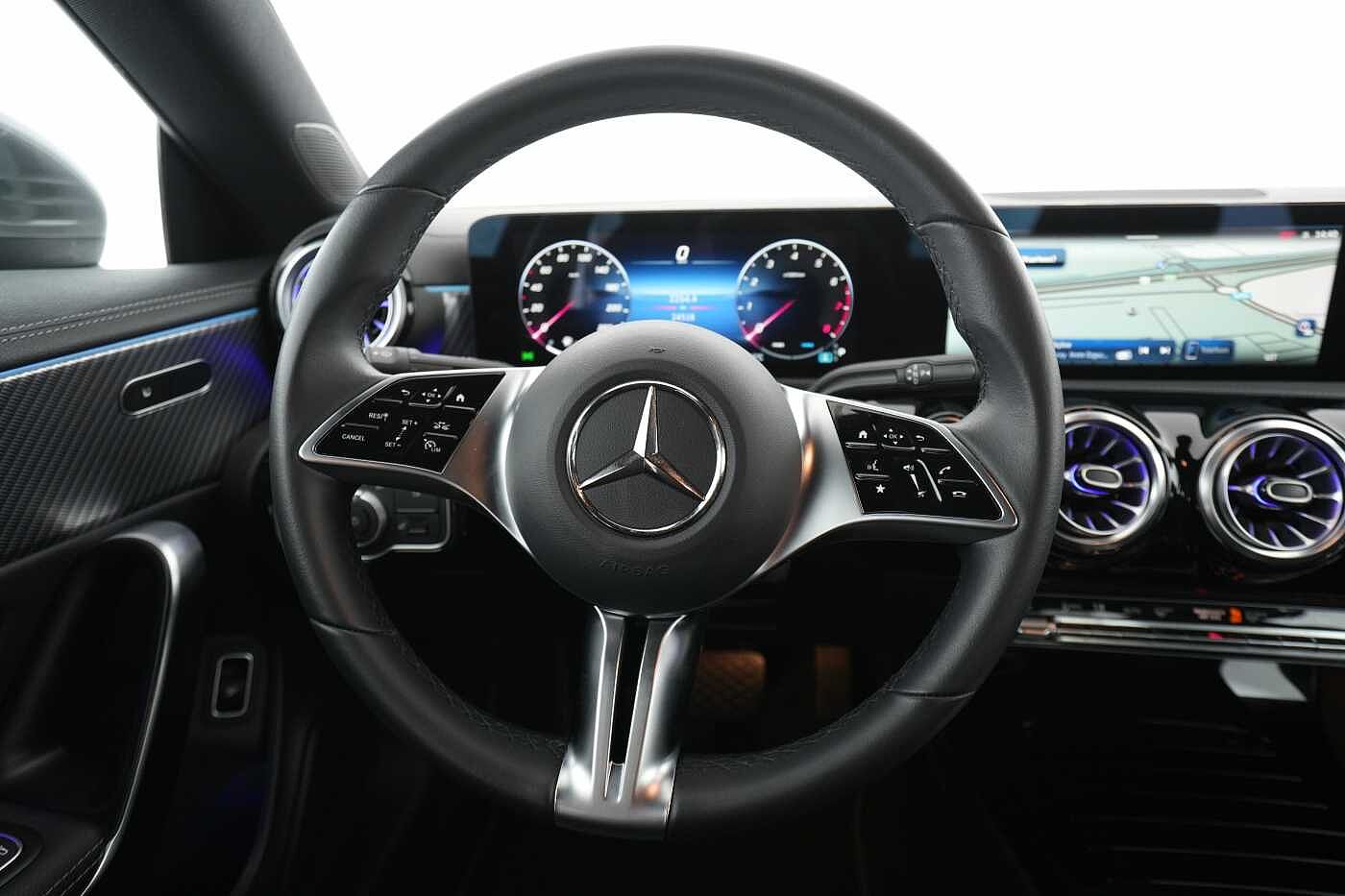 Mercedes-Benz CLA 180  Coupé