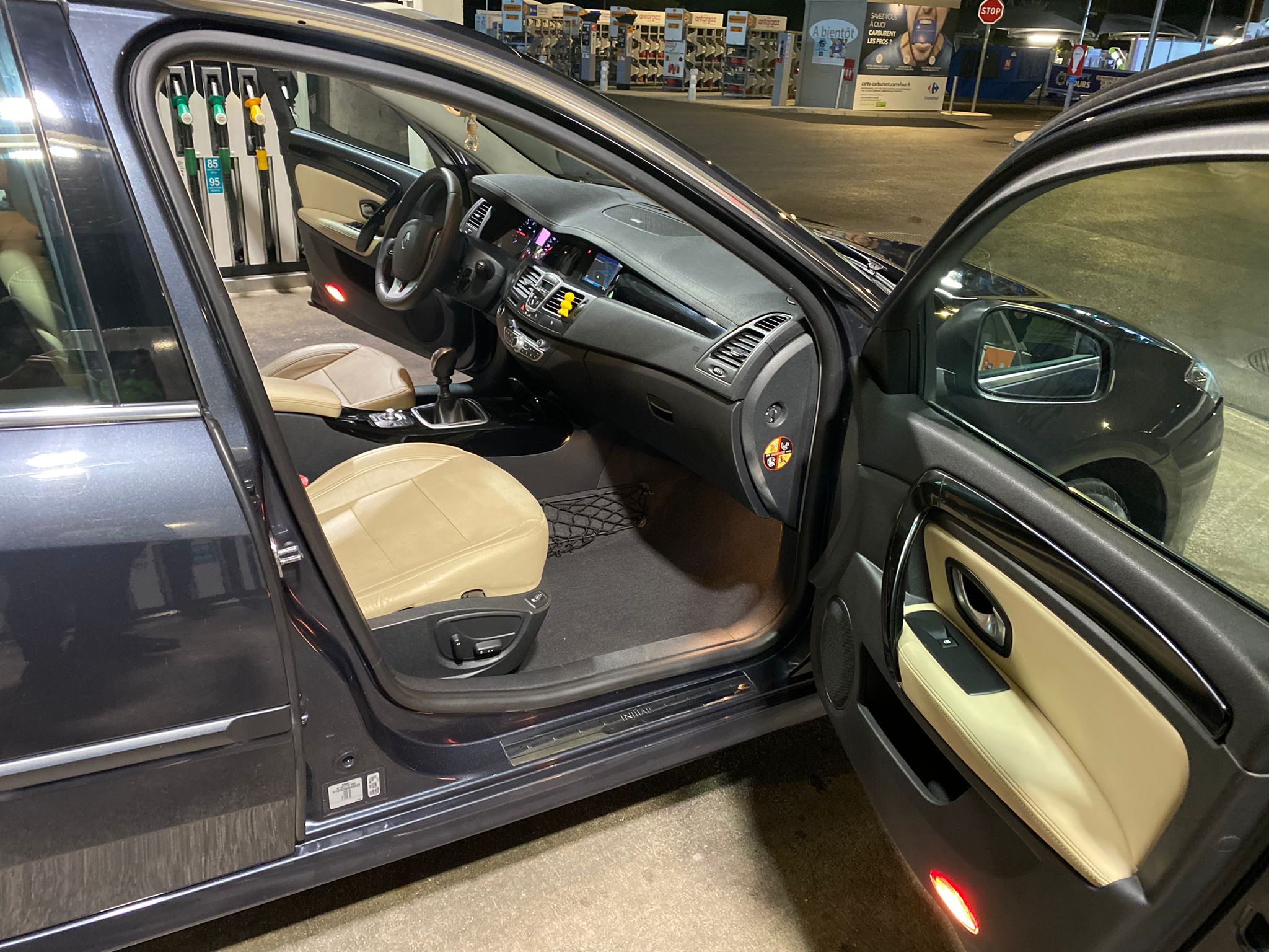 Renault Laguna III 2.0 DCI 150 8CV INITIALE