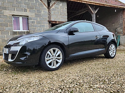 Renault Megane III COUPE 1.9 DCI 130 FAP DYNAMIQUE GARANTIE 12 MOIS