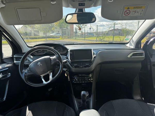 Peugeot 208 II 1.2 VTI 75 S&amp;S ACTIVE PACK