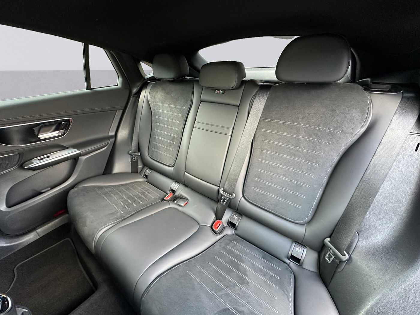 Mercedes-Benz GLC 300  e 4MATIC Coupé AMG Line
