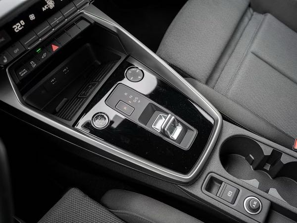 Audi A3 AUDI A3 Sportback TFSI e 45 S tronic