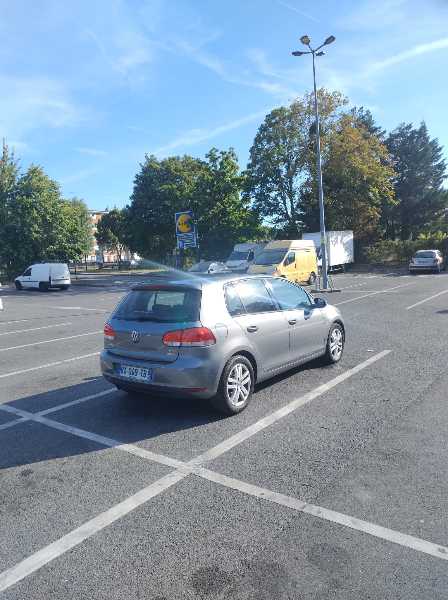 Volkswagen Golf VII 1.6 TDI 105 BLUEMOTION TECHNOLOGY CONFORTLINE 5P