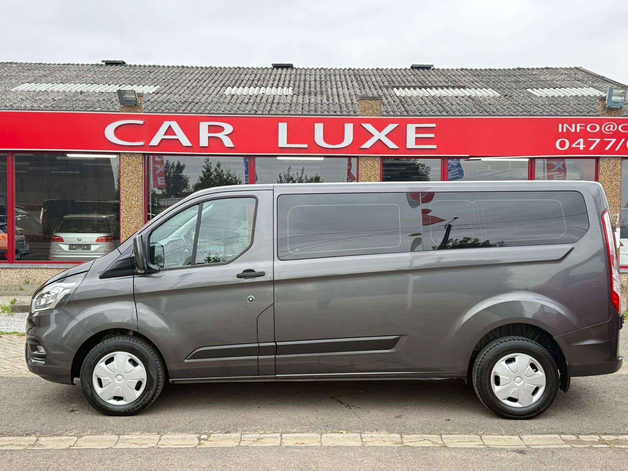 Ford Transit Custom 2.O TDCI   9 PLACES LONG LED