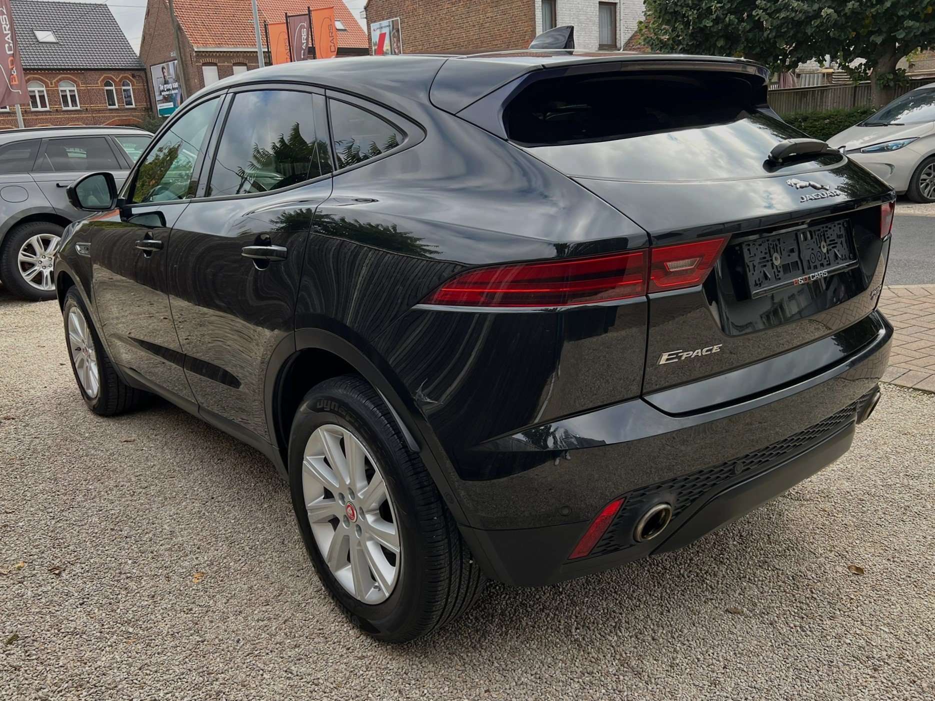 Jaguar E-Pace 2.0 T AWD S EXPORT/HANDELAAR NETTO: €9.083