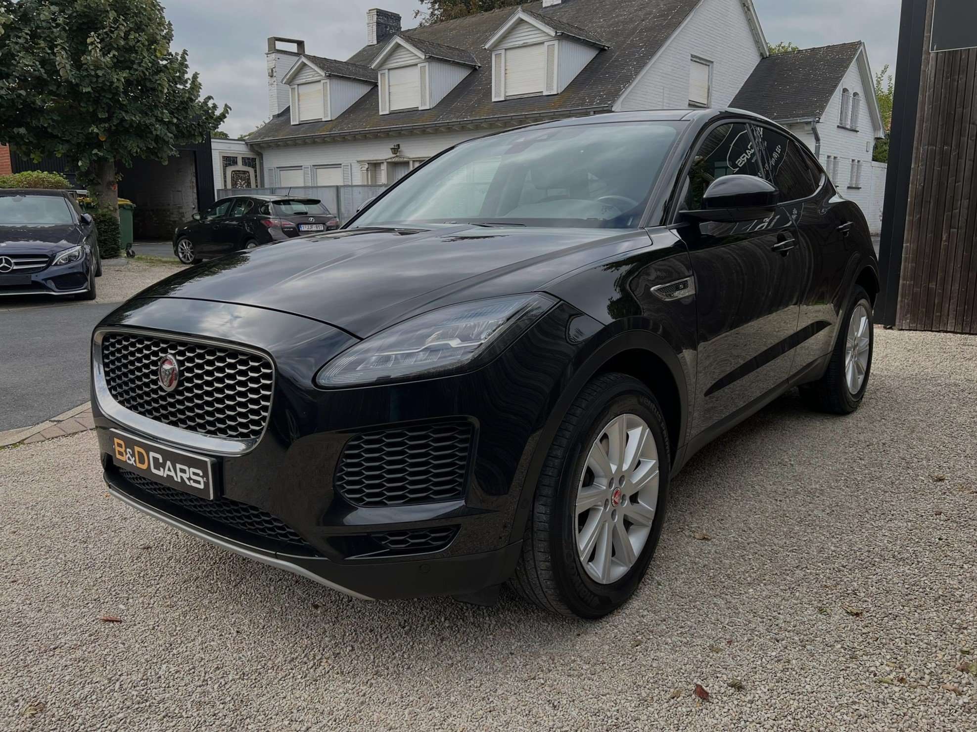 Jaguar E-Pace 2.0 T AWD S EXPORT/HANDELAAR NETTO: €9.083