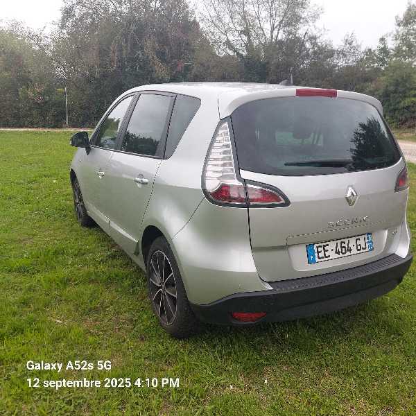 Renault Scenic III (3) 1.5 DCI 110 LIMITED