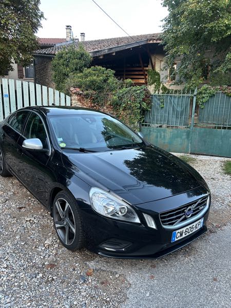Volvo S60 II D3 163 R-DESIGN GEARTRONIC