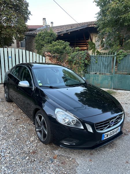 Volvo S60 II D3 163 R-DESIGN GEARTRONIC
