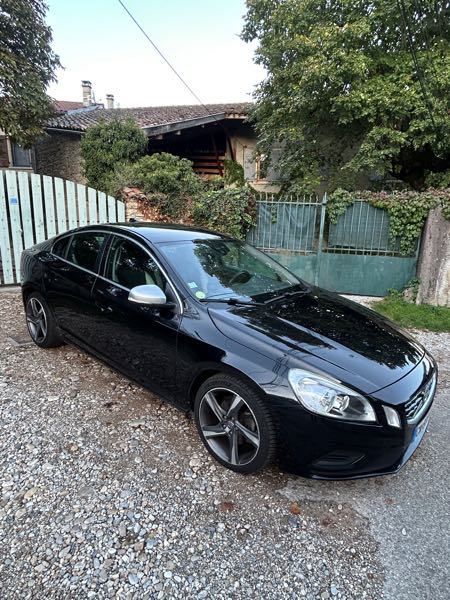 Volvo S60 II D3 163 R-DESIGN GEARTRONIC