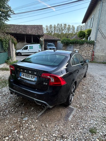 Volvo S60 II D3 163 R-DESIGN GEARTRONIC
