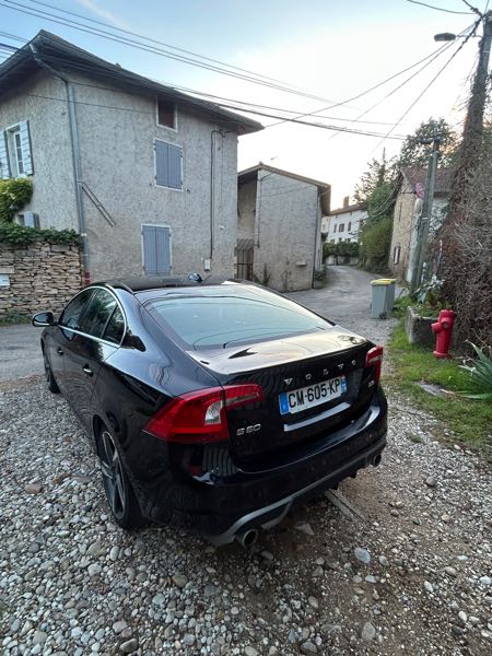 Volvo S60 II D3 163 R-DESIGN GEARTRONIC