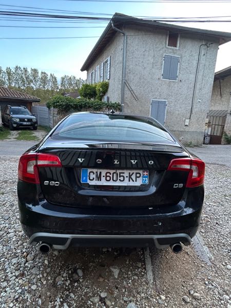 Volvo S60 II D3 163 R-DESIGN GEARTRONIC