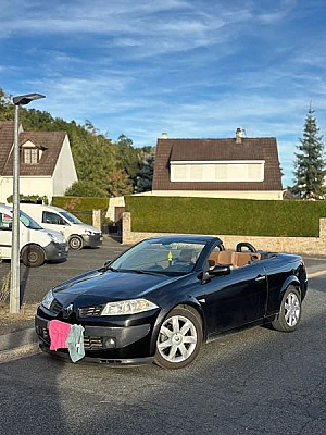 Renault Megane II (2) COUPE-CABRIOLET 2.0 DCI 150 DYNAMIQUE
